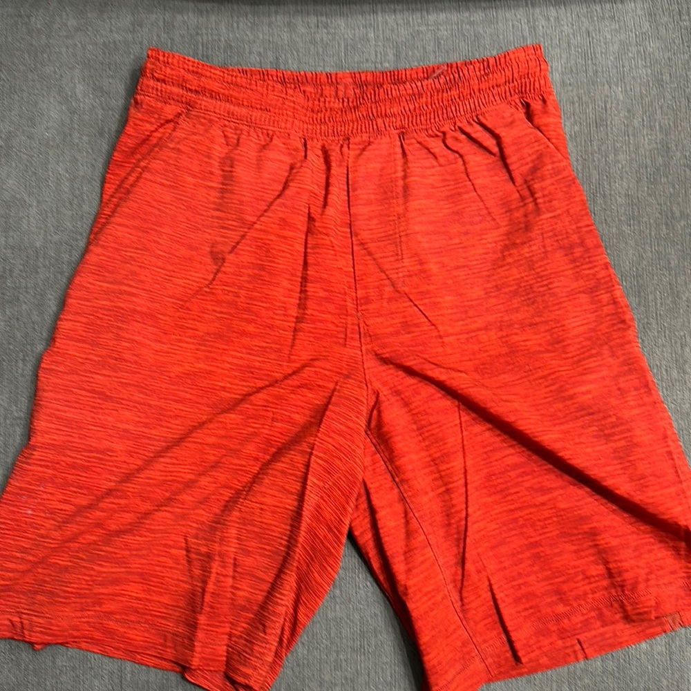 LuLuLemon Men’s Medium unlined shorts